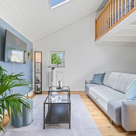 Apart21 - Blue - Maisonette - Netflix - Parking - Near Audi Ingolstadt Buitenkant foto
